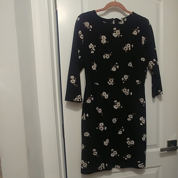 Patterned Ponte-Knit Sheath Dress Med - Picture 7 of 7